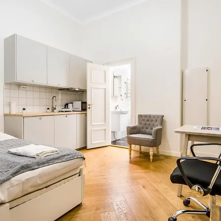 Wehost Pieni Roobertinkatu Big 13 Apartment
